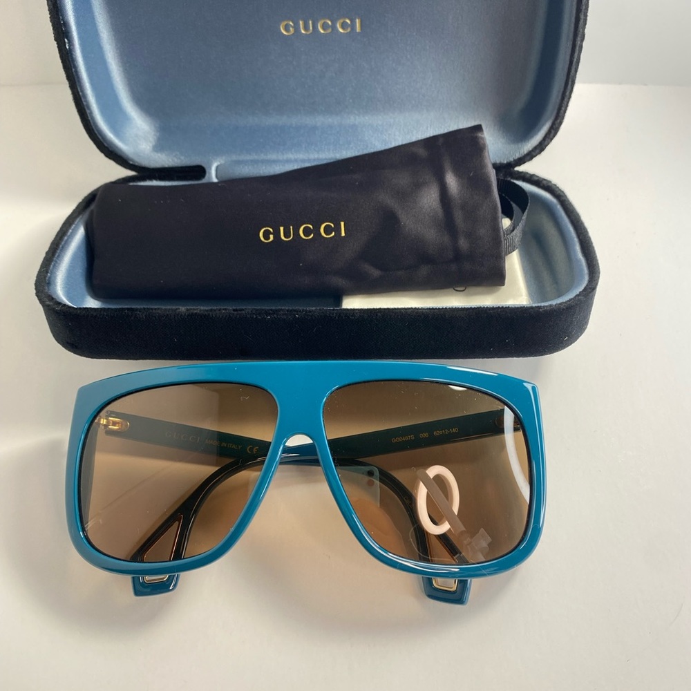 New  Gucci Women GG0468S-30006410005 Fashion 57mm Light Blue Sunglasses - Picture 9 of 12